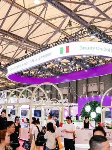 “Beauty crafted in Italy”：意大利展团闪耀CBE 2025上海美博会，共鉴意式美妆魅力