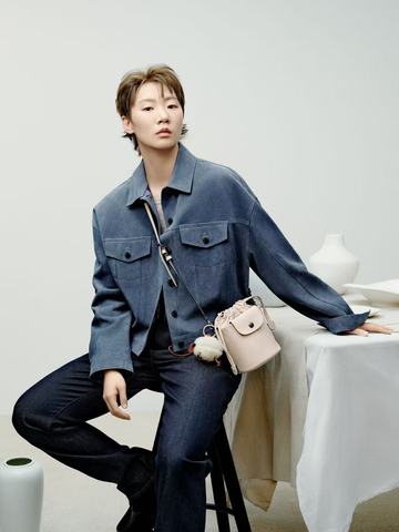 LONGCHAMP「珑骧」欣然宣布乒乓球世界冠军王曼昱 出任品牌跃动大使