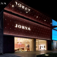 JORYA 全球首家旗舰店暨 RosyDoedian联名快闪店启幕 赵露思携萌宠演绎仲夏美学新章