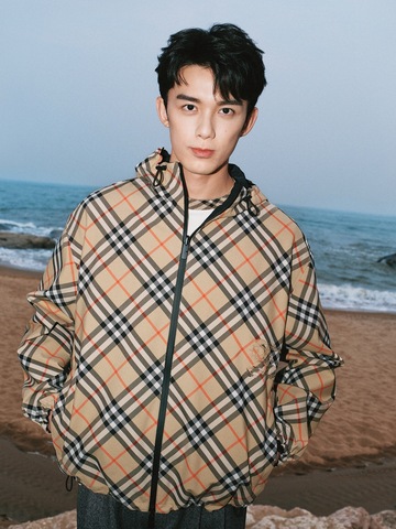Burberry 宣布吴磊为新晋品牌代言人