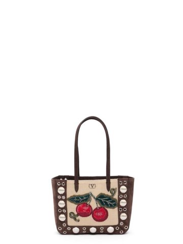 品牌代言人杨紫、任敏、包上恩、万妮达、张艺凡、吴艳妮、何超莲、兰西雅、欧阳娣娣等众星演绎Valentino 七夕甄选迷你Nellcôte手袋