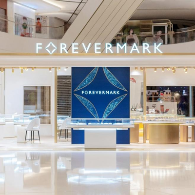至臻匠艺 星有灵「熙」 FOREVERMARK 永恒印记全新“珠宝艺术空间”上海万象城闪耀揭幕，共赴七夕之约