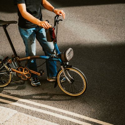 BROMPTON 发布 50 周年纪念限量版车型 以大师工艺铸就时代典藏