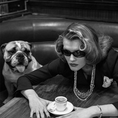 POMELLATO宝曼兰朵呈现赫尔穆特·纽顿（HELMUT NEWTON）80 年代影像展