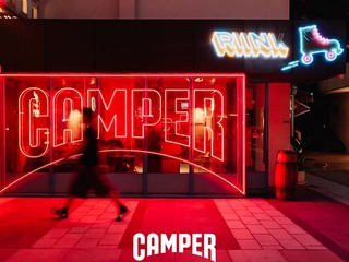 CAMPER开启复古派对，解锁Pelotas Ariel系列复古新灵感