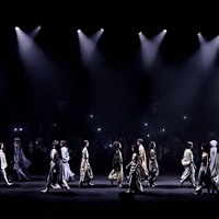 正午悖论：TUYUE涂月SS26的存在练习与静默显化 光最盛时，言语便失去了立足之地。