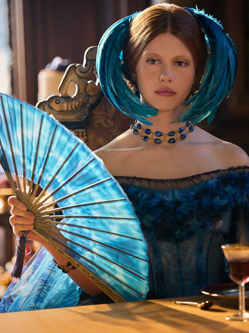 蒂芙尼携手Netflix开启开创性合作 典藏作品、定制设计与高级珠宝亮相影片《弗兰肯斯坦》 并于纽约第五大道地标旗舰店及伦敦老塞尔福里奇酒店呈现主题橱窗及珍贵展品 