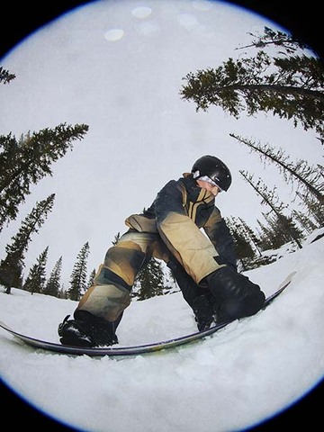 源自她愿，赋力共生 —— PeakPerformance壁克峰发布全新Trailblazer女性共创系列雪服