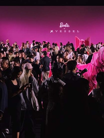 Barbie by xVESSEL 「BARBIE UNWRAPPED」主题大秀 盛大启幕