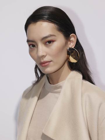 M·A·C魅可上海时装周 再定义魔方秀场美学