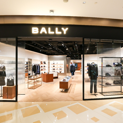 BALLY 2025 秋冬系列 于上海 BFC 外滩金融中心精品店焕新呈现