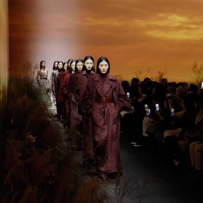 Max Mara 2025 秋冬大秀 “桀骜女主角”续写女性力量非凡篇章