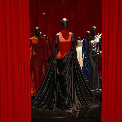 灵感合奏 赋形于梦  中国独立设计师盖术棋个人时装品牌 SHUQI GAI 首展于上海启幕