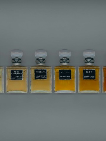 Balenciaga发布全新香氛系列：十款香精致敬品牌百年传承