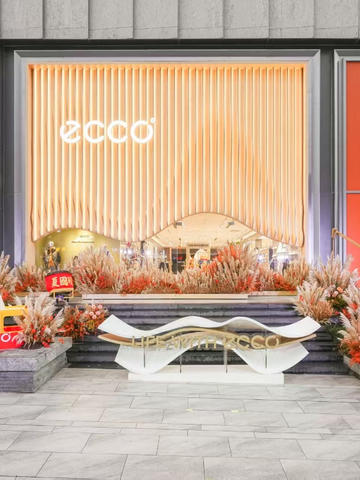 ECCO ACTIVE LIFESTYLE运动户外店于重庆盛大启幕 代言人黄景瑜惊喜空降山城