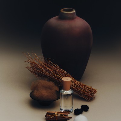 ERDOS携手闻献DOCUMENTS 推出「羊绒序章 SILENT COMFORT」全新家居香品 ——以香气赋予柔软新的感官形态