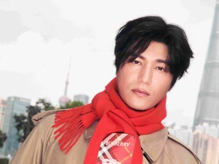 Burberry 隆重呈献 2026 新禧贺岁系列