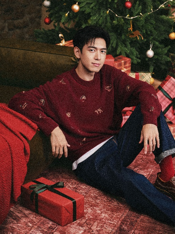 Abercrombie & Fitch携手李现发布2025冬季节日大片 以美式格调开启节日模式