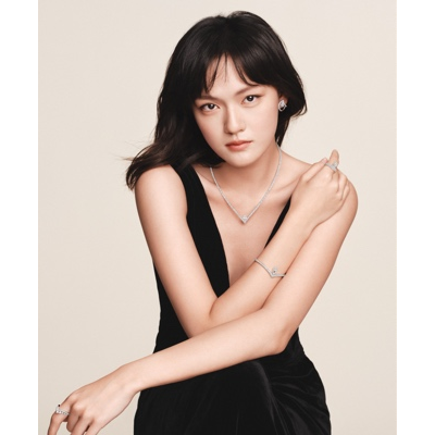 自成一格，灵韵新姿 文淇出任CHAUMET尚美品牌大使