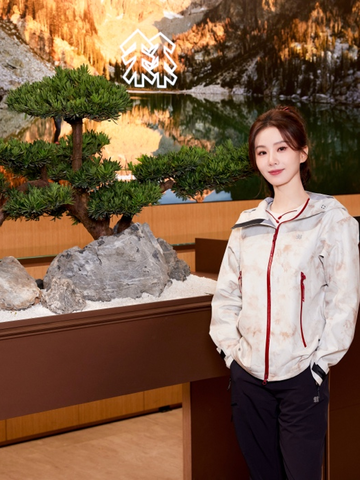 可隆KOLON KRAFT旗舰店启幕深圳万象城 品牌代言人刘诗诗现场首穿演绎「驭马迎风」新春限定系列