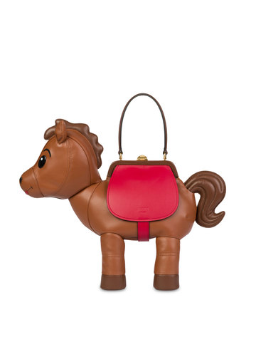 MOSCHINO推出限量版手袋致敬马年