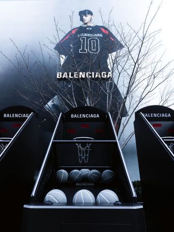 BALENCIAGA I NBA 联名系列