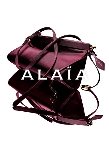 ALAÏA呈献2026新年甄选LE CLICK包袋