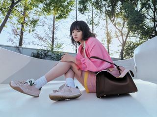 《FENDI WAY, MY WAY》 全新FENDI Way手袋数字广告大片 兰西雅、余依婷、铁豆倾情演绎