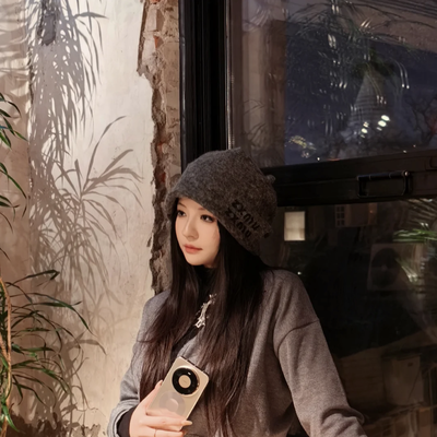 拒绝假红假亮！华为Mate 80系列以第二代红枫影像还原真实中国年