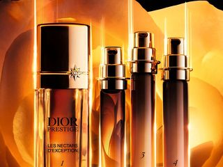 迪奥花秘瑰萃至臻奢宠精华组 | 新年密集奢护 4周回溯年轻轮廓