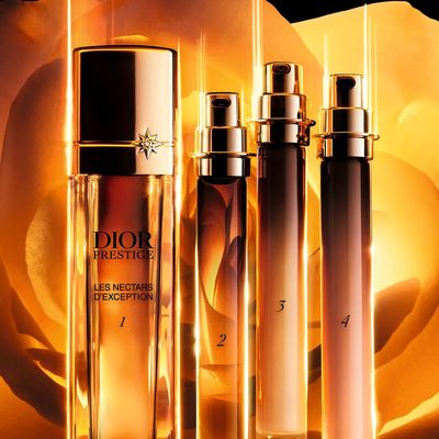 迪奥花秘瑰萃至臻奢宠精华组 | 新年密集奢护 4周回溯年轻轮廓