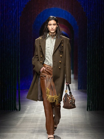 ETRO LOOP FORWARD：循环向前  2026/2027 秋冬女装系列时装秀