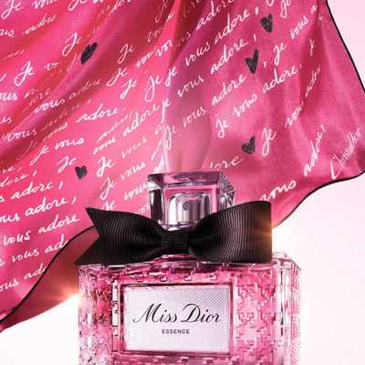 迪奥小姐馥郁香精 | 莓果芳息 勇敢誓爱