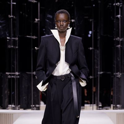 GIVENCHY BY SARAH BURTON 2026秋冬女士成衣及配饰系列