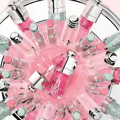 迪奥二零二六春季妆容 | 幻彩流光