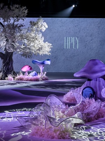 HPLY荷比俪「未境之旅」开启2026秋冬上海时装周 以蕾丝书写柔韧