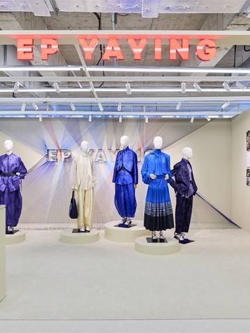 EP 雅莹上海时装周 MODE 展首秀圆满收官 沉浸式东方美学亮相国际时尚舞台