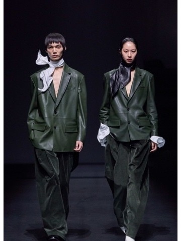 Feng Chen Wang 十周年之际于上海时装周发布 FW26 系列大秀