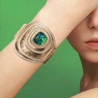 PIAGET伯爵呈献装饰宝石的艺术盛宴