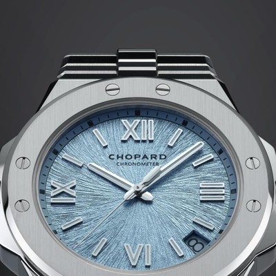 Alpine Eagle 雪山傲翼系列“罗纳河蓝”腕表 36与41毫米表款焕新盘色，持续助力鹰翼基金会