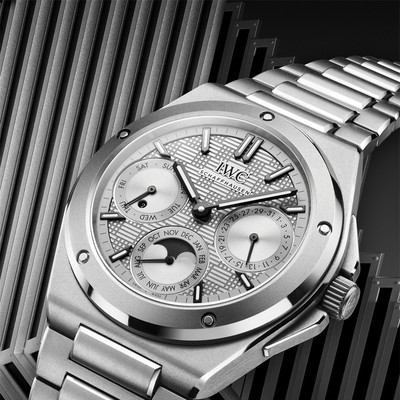 轻其身，精其艺 IWC万国表推出钛金属款工程师系列万年历腕表41