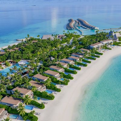 马尔代夫库达薇陵姬丽度假酒店荣获2026年《康泰纳仕旅行者》读者之选双项提名  