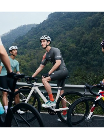 迪桑特发布全新骑行主题大片《同频至上》 共同诠释