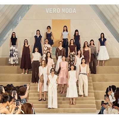 VERO MODA 2026春夏时装秀于上海发布，以高智美学开启品牌新篇章