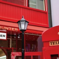 HUNTER「翻开奇履」 以英伦格调，焕新出行想象