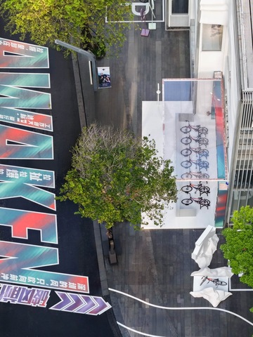 破风前行，同频至上：迪桑特于深圳举办骑行主题活动 暨DESCENTE SHENZHEN城市概念店开幕仪式