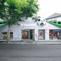 丹麦运动品牌hummel蜂鸣绿茵主题空间闪现上海