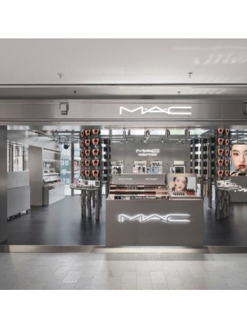 M·A·C魅可「水漾镜界」概念店重磅登陆上海新天地