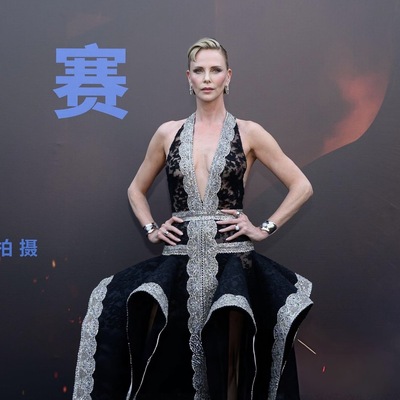Charlize Theron 查理兹·塞隆佩戴Tiffany & Co. 蒂芙尼出席电影《奥德赛》北京首映礼