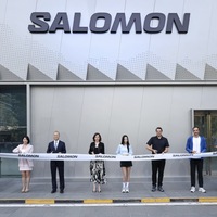 金智秀JISOO空降北京国贸，萨洛蒙「多元之蓝」席卷盛夏